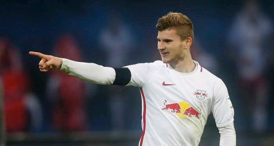 بايرن ميونيخ يضع عينيه على مهاجم منتخب ألمانيا