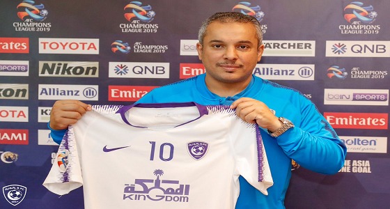 الهلال يرتدي الطقم الأبيض في مواجهة الاستقلال