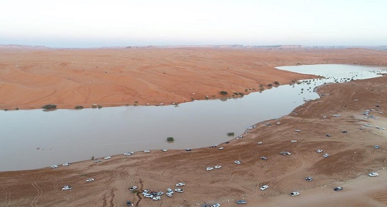 بالفيديو والصور.. لوحة فنية رسمتها أمطار الخرارة في مشهد خلاب قرب المزاحمية