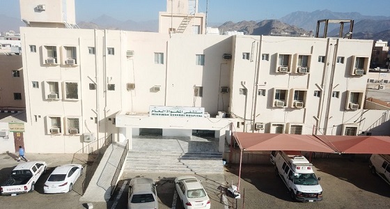 مستشفى المخواة ينقذ طالبًا أصيب في حادث مروري