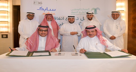 نائب وزير البيئة رئيس مجلس إدارة المركز الوطني للنخيل والتمور يدشن البرنامج الوطني (نخلة وطن)