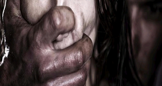 تفاصيل صادمة في اغتصاب رجل وشقيقه لصديقتي زوجته للانتقام