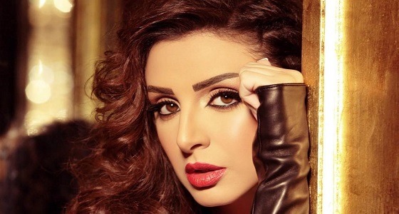 ” أنغام ” تتورط بأزمة بسبب ظهورها على قناة معادية للدولة