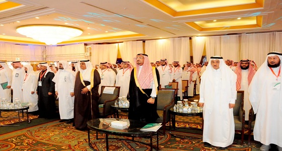بالصور.. ملتقى مهني لدعم التحصيل والإفادة من التجارب العالمية بعسير