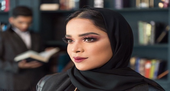 ” غمازات ” بوجهها تشعل الهجوم ضد مشاعل الشحي