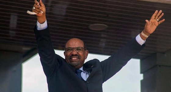 ضبط خزن سرية ضخمة تخص ” البشير ” وأشقائه