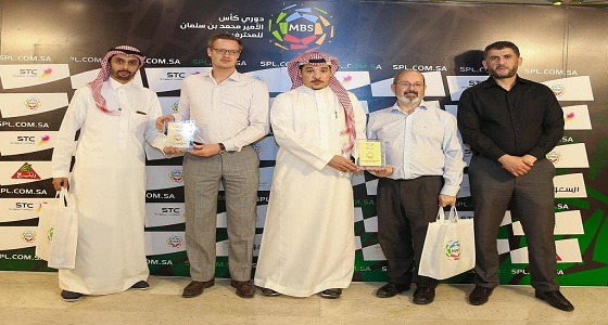 وفد التراخيص بالاتحاد الآسيوي ينهي زيارة أندية وملاعب دوري المحترفين