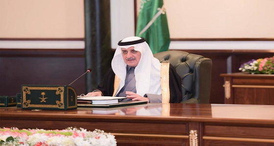 بالصور.. أمير تبوك خلال ترأسه الجلسة الافتتاحية لمجلس المنطقة
