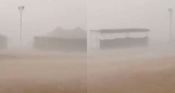 بالفيديو.. أمطار غزيرة قرب روضة التنهاة شمال شرق الرياض