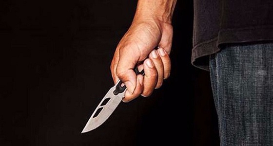 شاب يقتل عشيق زوجته في شهر العسل بعد ضبطه في أحضانها