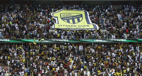 ” الاتحاد ” يحفز لاعبيه بمباراة النصر بـ 30 ألف علم