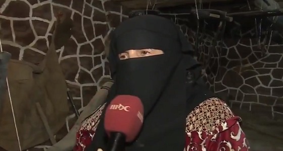 بالفيديو.. ” أم سعيد ” .. امرأة تعيش بقرية عمرها ألف عام بأبها