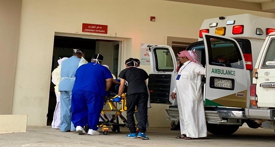 إنقاذ حياة سائق سقطت على رأسه حمولة شاحنة كان يقودها