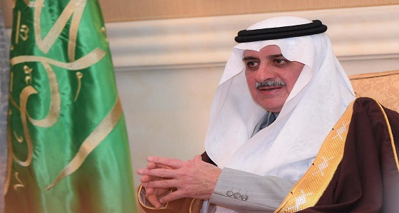 بالصور.. أمير تبوك يلتقي المواطنين في الجلسة الأسبوعية