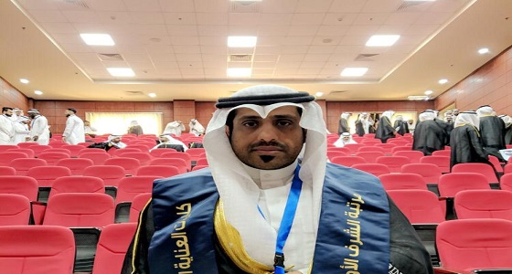 ” الأسمري ” خريجا من كلية العناية الطبية