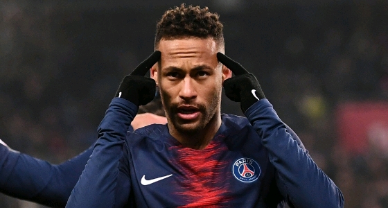 بالفيديو.. نيمار يحاول تبرير موقفه بعد اعتدائه على مشجع