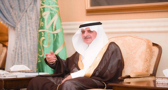 أمير تبوك يلتقي أهالي المنطقة في جلسة سموه الأسبوعية