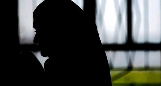 يزيديات بالعراق يروين فصولا مرعبة من حكاياتهن مع نساء داعش
