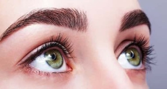 بالصور.. خطوات بسيطة لصبغ الحواجب بأمان 