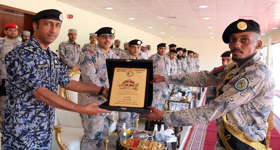 حرس الحدود يخرّج 881 فردًا من منسوبي القوات الخاصه للأمن بالجوف والحدود الشمالية