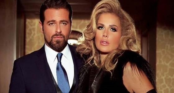 بالفيديو.. نيكول سابا تتعرض للإحراج على الهواء بسبب زوجها