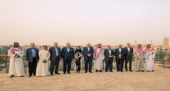 رئيس مجلس الأعيان الأردني يزور حي البجيري التراثي في الرياض