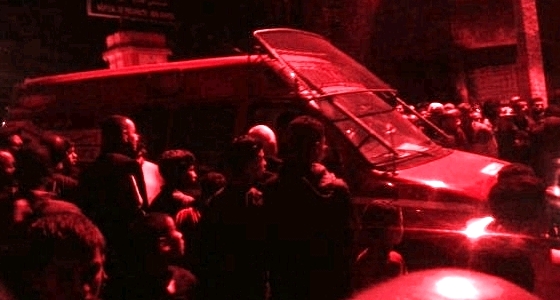 بالفيديو والصور.. سيدة على قيد الحياة بعد دفنها بالقبر لـ9 أيام