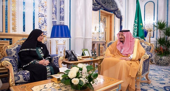 خادم الحرمين يستقبل رئيسة المجلس الوطني الاتحادي الإماراتي