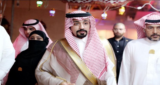 الأمير نايف بن فهد آل سعود يزور معرض فعاليات الحارة العربية