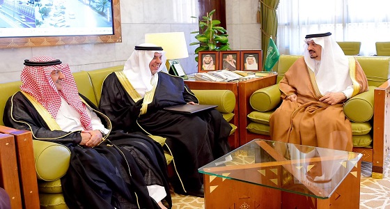 بالصور.. أمير منطقة الرياض يستقبل رئيس الهيئة العامة للولاية على أموال القاصرين