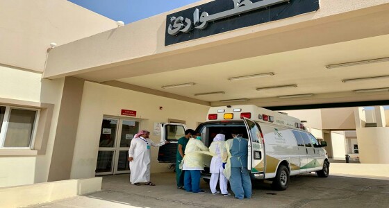 شاب يتعرض للجفاف بعد تعطل مركبته بالصحراء