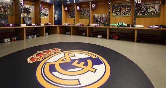 غرفة ملابس ريال مدريد تشهد مناوشات اللاعبين للبقاء بالنادي