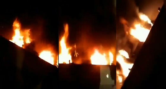 بالفيديو.. مجهول يحرق سيارة امرأة بالمدينة المنورة