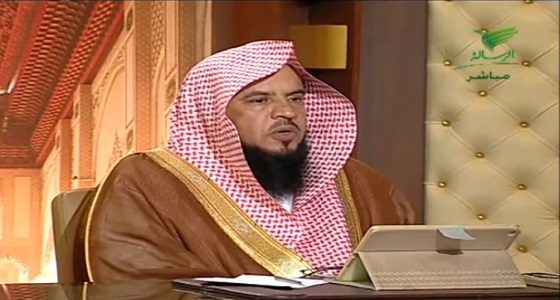 بالفيديو.. حكم من ركع والإمام ساجد للتلاوة