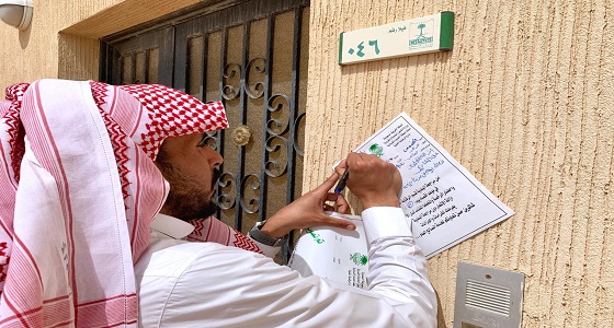 بلدية شرق عرعر تقف ميدانياً على المخالفات