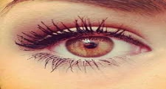 أبرزها الكعك.. أطعمة تسبب أضرارا بالغة بالعينين