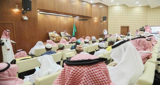 ” آل الشيخ ” يحذر من الكاذبين على الله المستغلين للدين من أجل مطامع سياسية