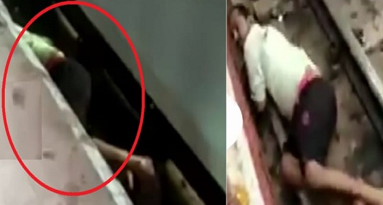 فيديو مروع يرصد لحظات الخوف التي مرت على رجل تحت عجلات القطار السريع 