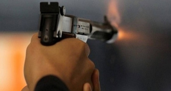 رجل يطلق الرصاص على شقيقته بسبب إزعاجه من النوم أثناء الصيام