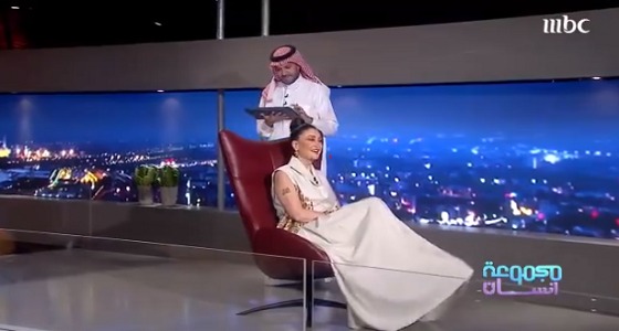 بالفيديو.. تعليق غادة عبدالرازق على تقديم قبلات ساخنة بأعمالها
