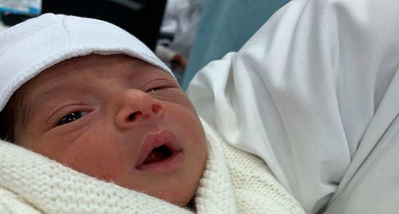 في الخمسينيات من عمرها.. الشرطة تطيح بخاطفة ” مولودة مستشفى جدة “