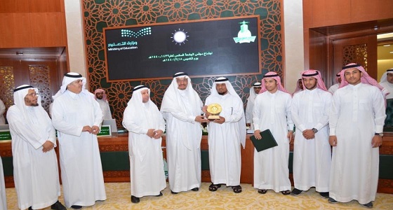جامعة الملك عبدالعزيز تمنح طالبة متوفاة درجة الماجستير