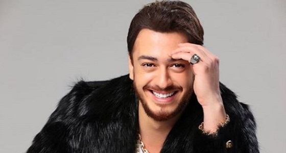 بالصور.. سعد لمجرد يحاول الخروج من سجنه الكبير بتقليد فنان تركي