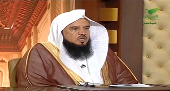 بالفيديو.. الشيخ سعد بن عبدالله: الفطر مٌعلق بغياب الشمس