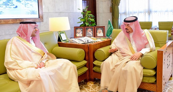 أمير منطقة الرياض يستقبل رئيس الهيئة العامة للطيران المدني