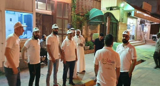 600 سلة غذائية لـ ” سعادة أهالينا ” في الرياض وجدة والدمام