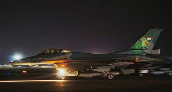 طائرات حربية تتولى مهمة المسحراتي في إندونيسيا