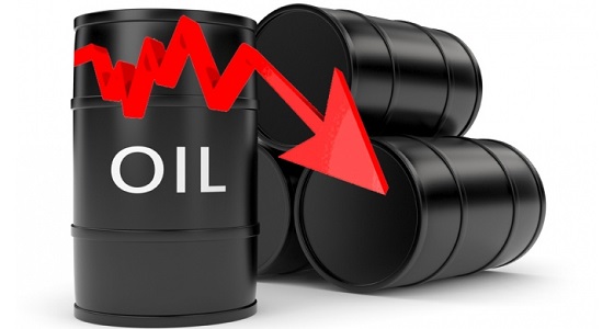 أسعار النفط تواصل انخفاضها في آسيا