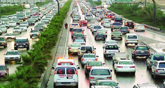 سكان المملكة يستخدمون السيارات بالمشاوير القصيرة والقريبة