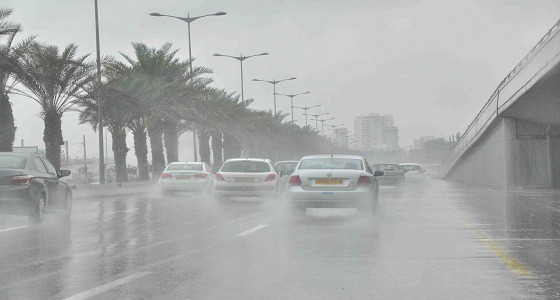 الأرصاد تحذر من رياح وأمطار على مناطق المملكة حتى مساء السبت
